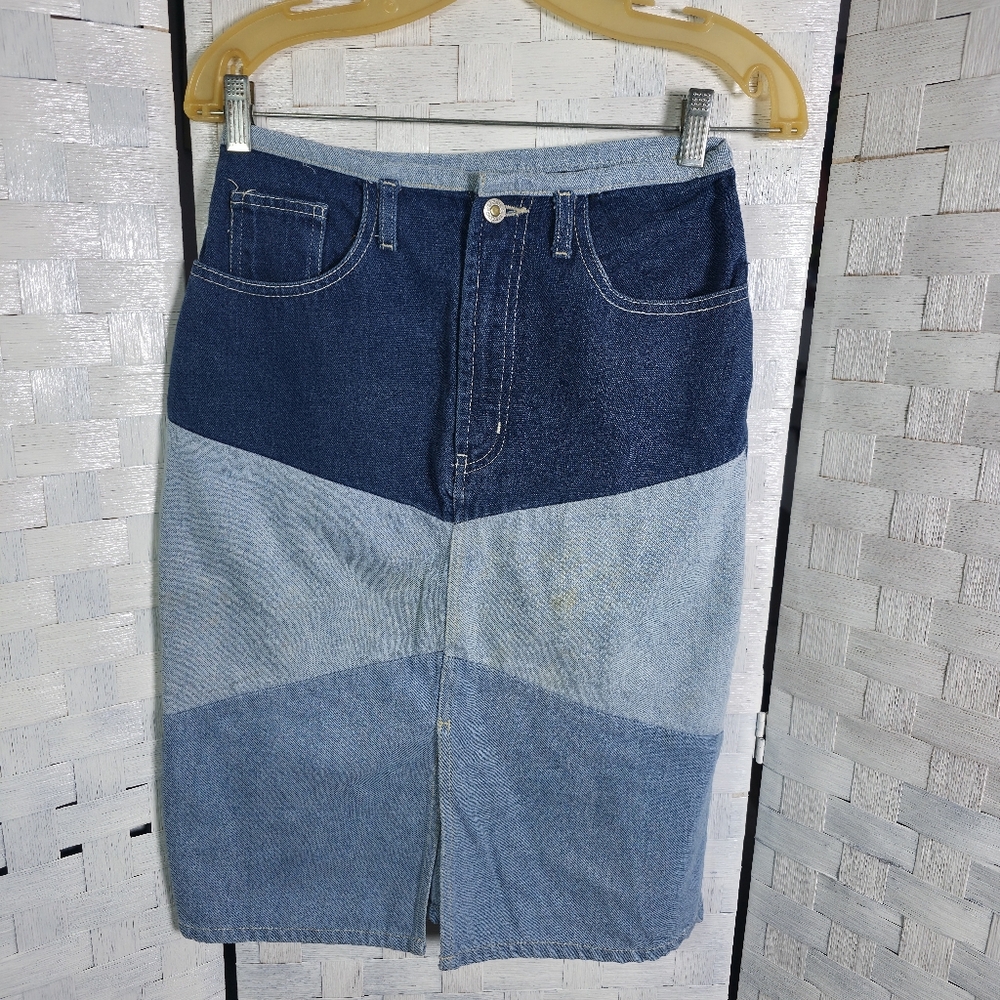 VNTG Moments Colorblock Denim Skirt